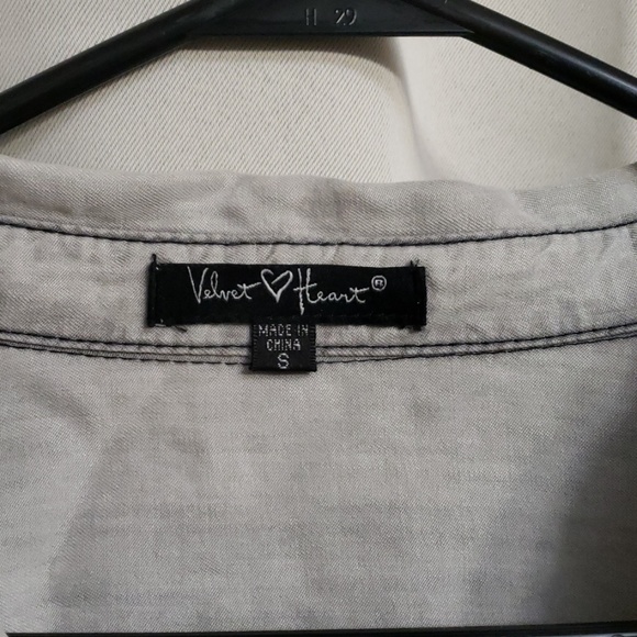 Velvet Heart Button Down Top - Picture 2 of 2